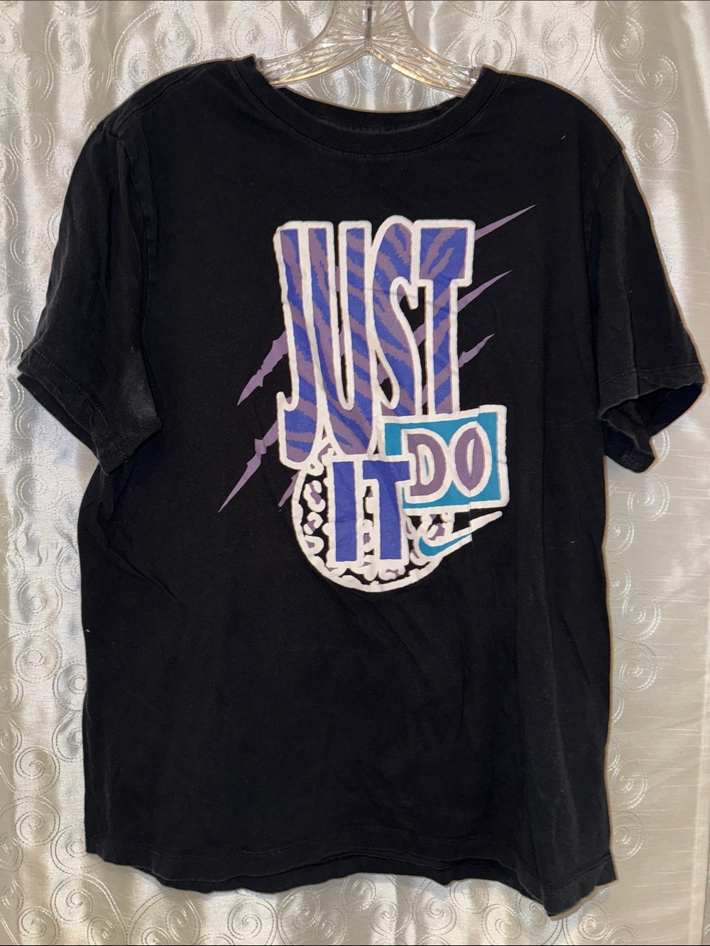 Nike Black Tee with Purple & Teal 'Just Do It' Graphic Women’s Size Large 🔥 G10